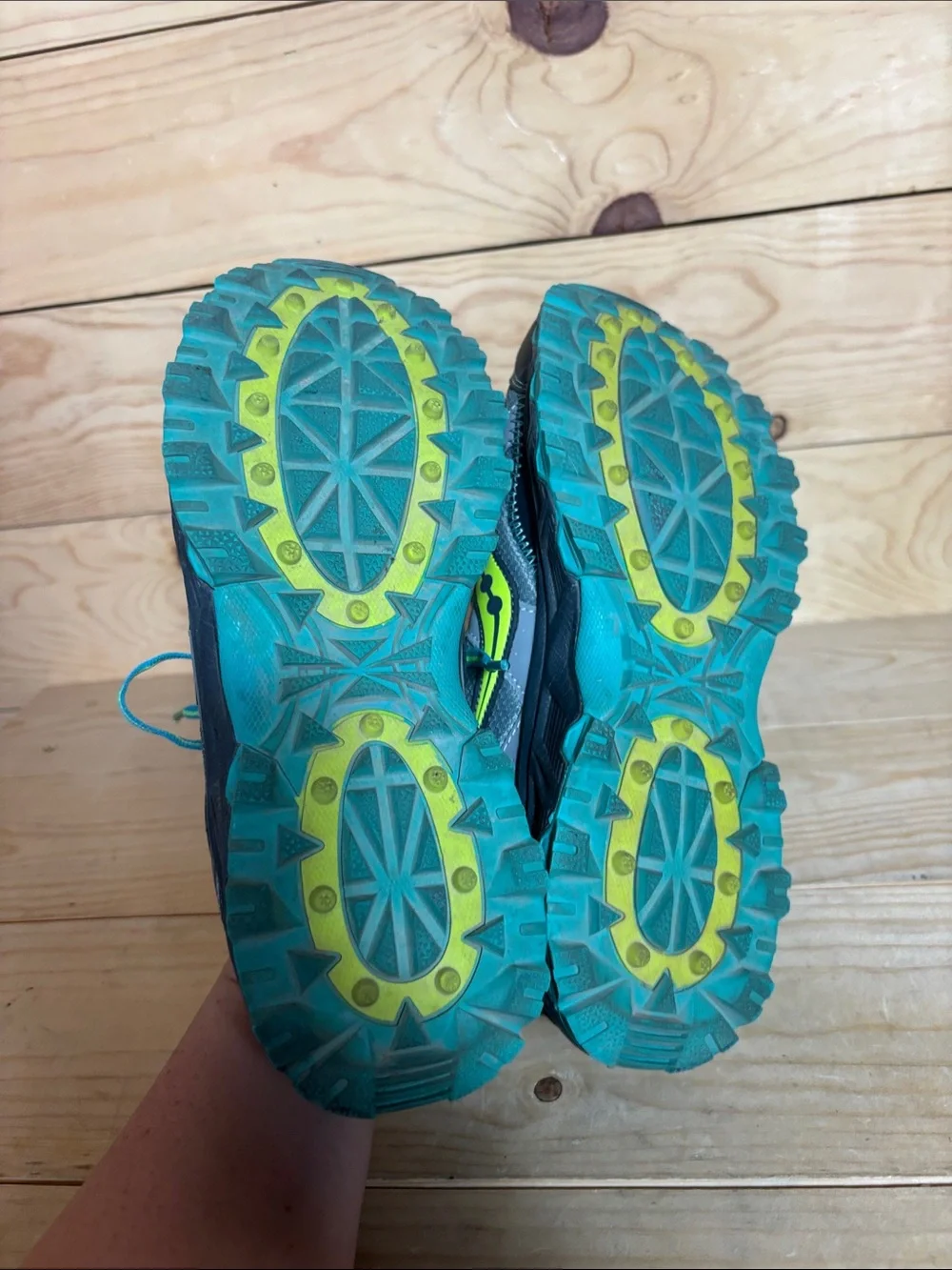 Saucony Raptor TR Trail Running sneakers size 9